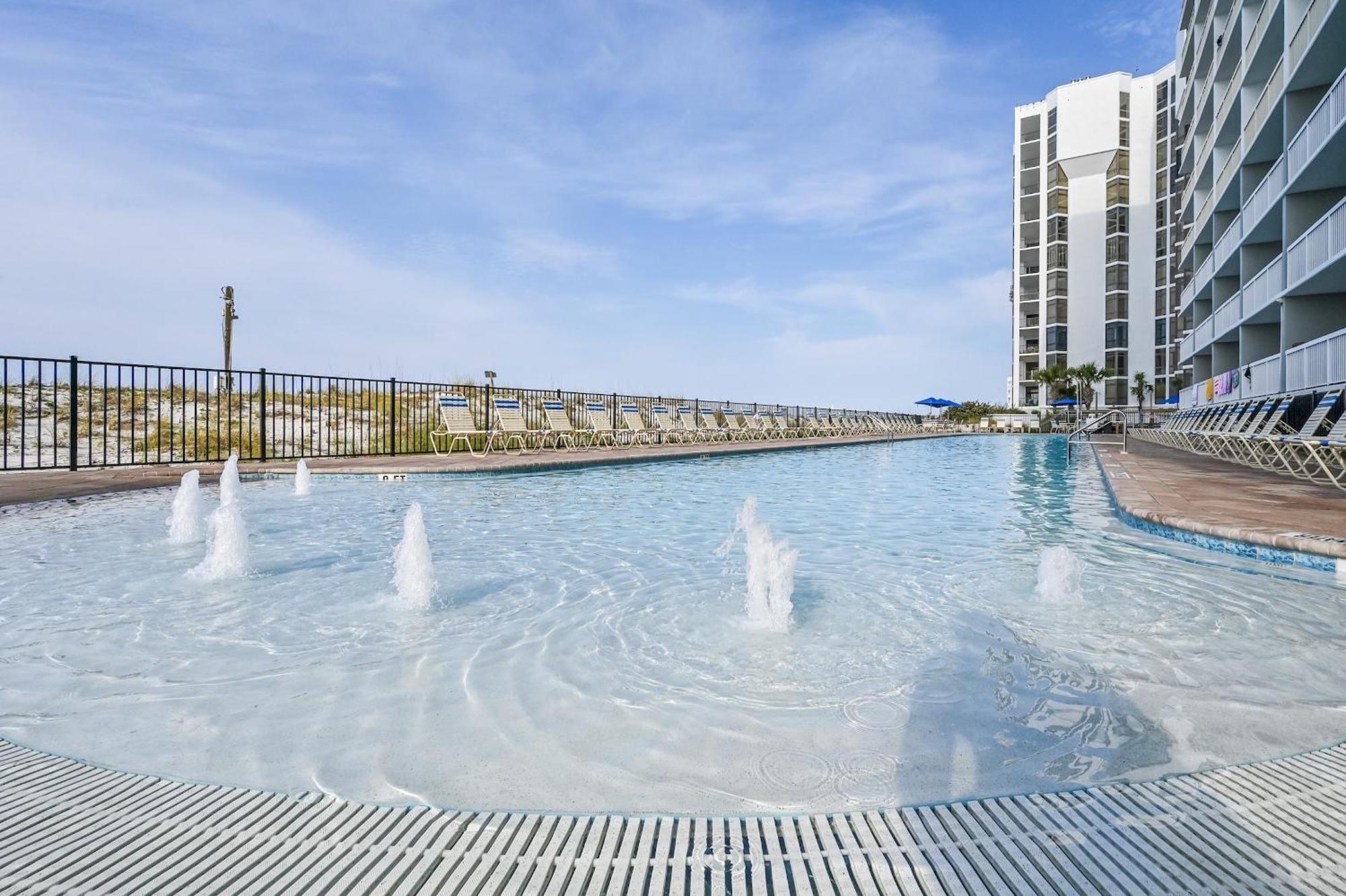 Pelican Beach Resort By Panhandle Getaways Дестин Экстерьер фото